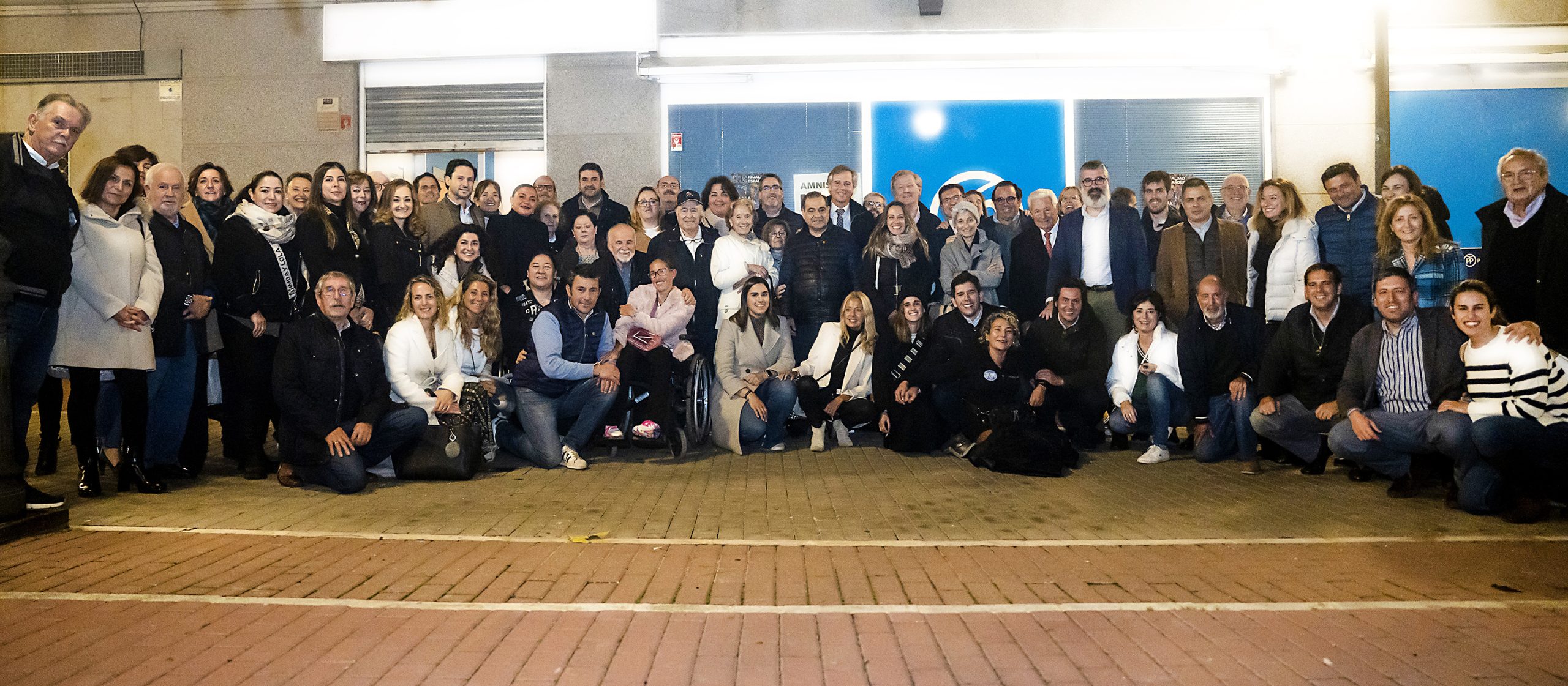 16 NOVIEMBRE COMITE 063B