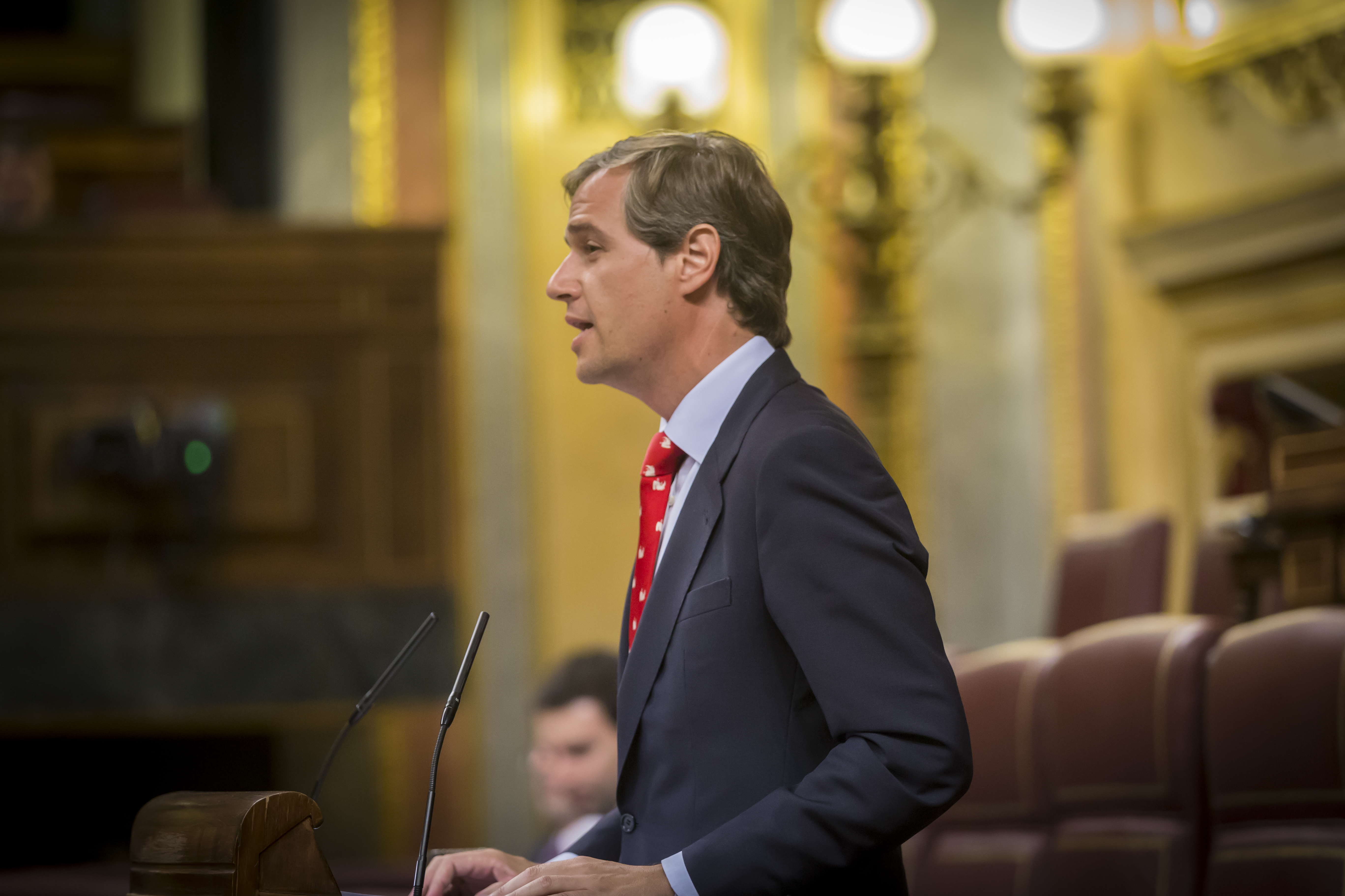 El alcalde de Boadilla pide a Fomento que aclare si el Cercanías llegará al municipio