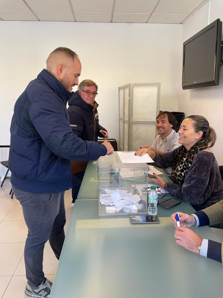 WhatsApp Image 2023-12-02 at 13.00.02 (4)