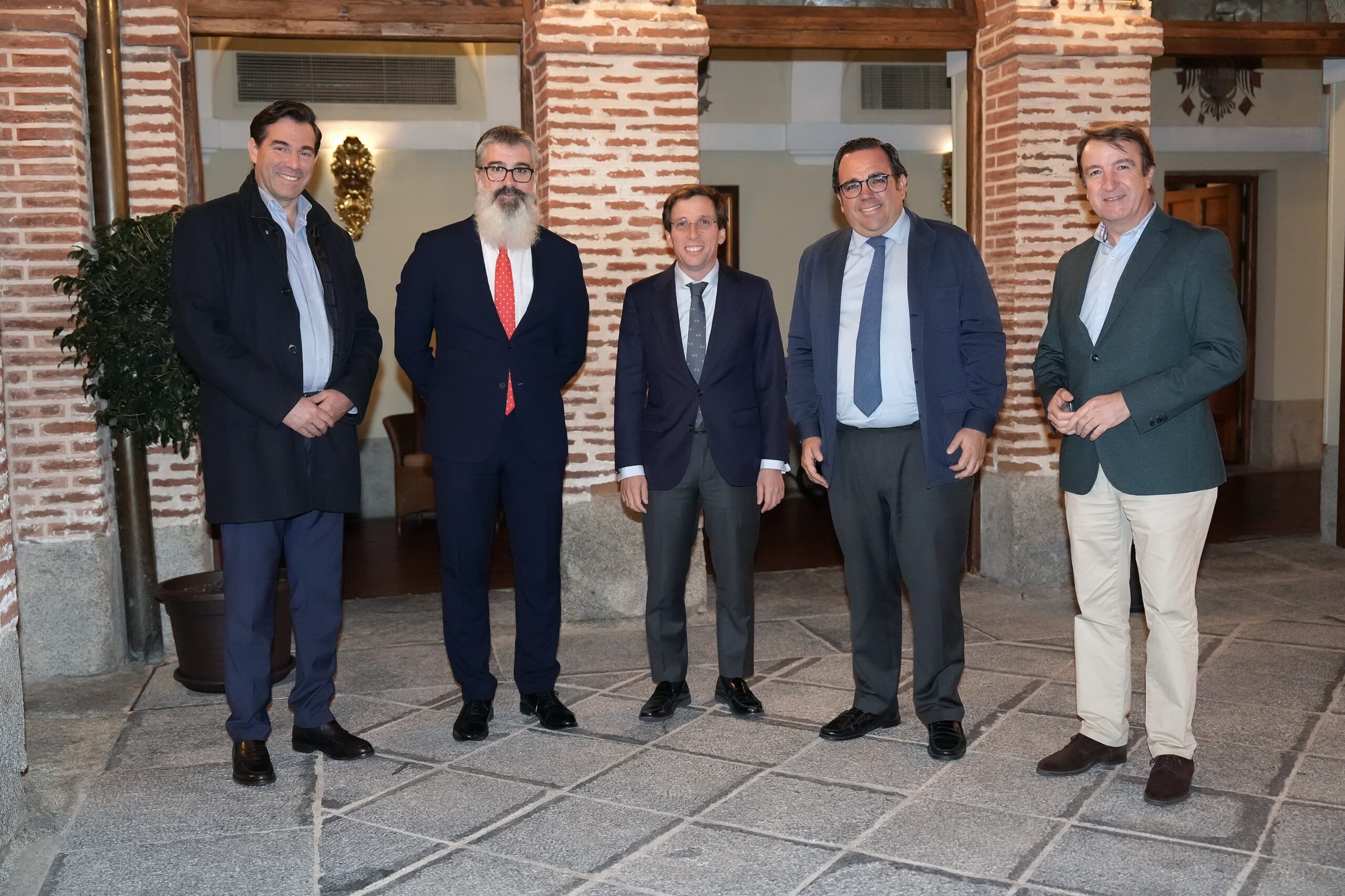 WhatsApp Image 2024-12-05 at 09.31.36 (2)